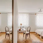 Gasthof Casa Krasna Gourmet Boutique