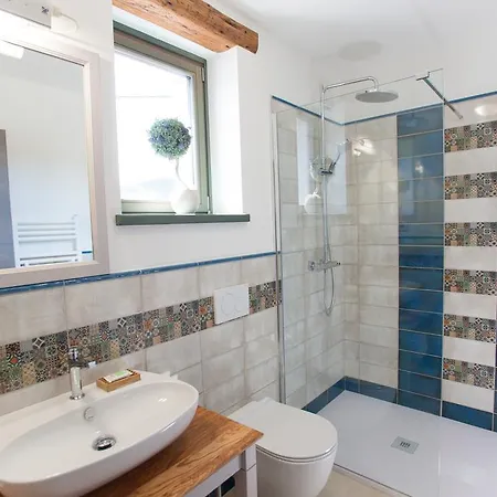 Affittacamere Casa Krasna Gourmet Boutique 4*