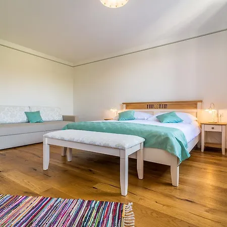 Konukevi Casa Krasna Gourmet Boutique